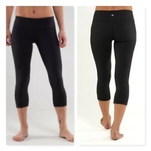 Lululemon yoga capris / leggings - black